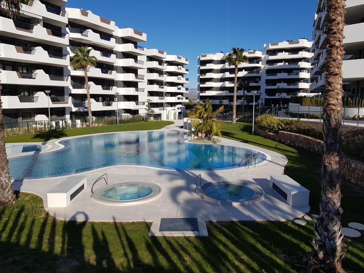 Apartament Gaudi อาเรนาเลส เดล ซอล ภายนอก รูปภาพ